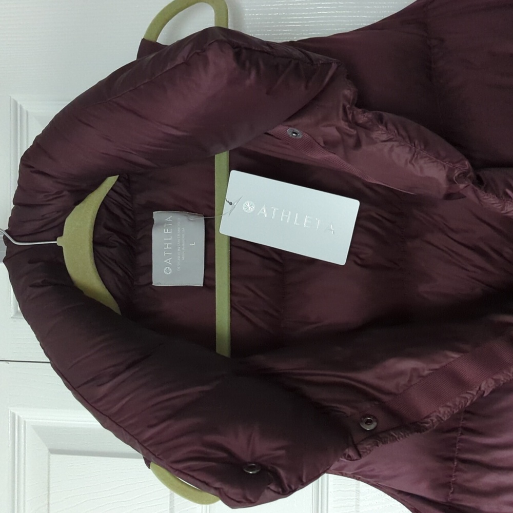 NWT! ~ATHLETA~ BURGUNDY HAVEN DOWN PUFFER VEST-L - Picture 5 of 15